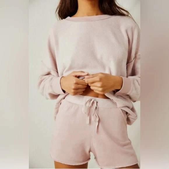 SOLD OUT❤️Free People Tie Dyed White, Pink, Gray Super Soft Sweater & Shorts Set - Picture 4 of 9